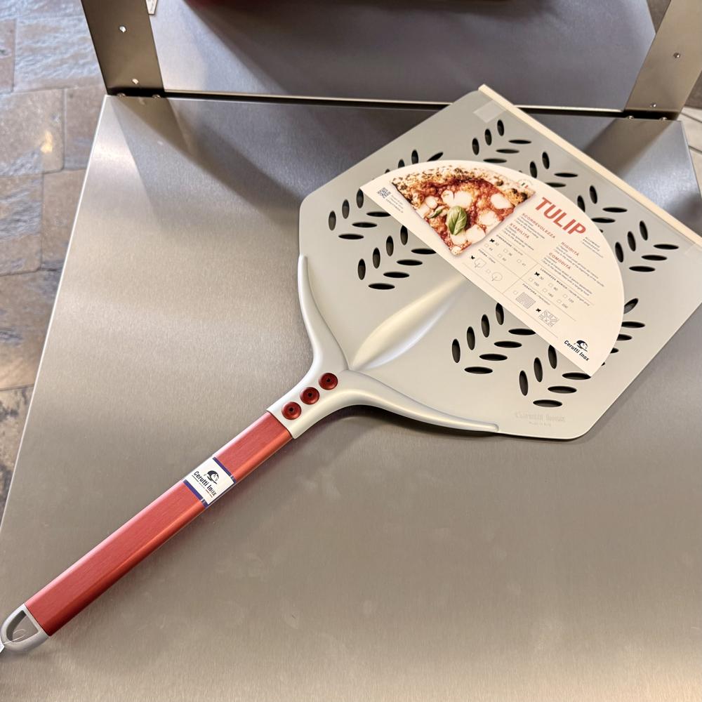 Cerutti Pizzaschaufel Tulip quadra 60°, 33 x 33cm, Stiel 30cm